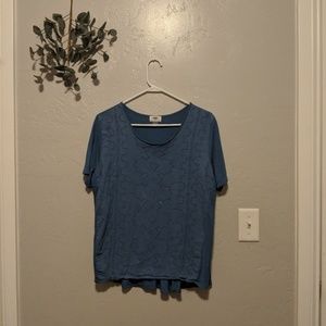 Old navy textured shirt